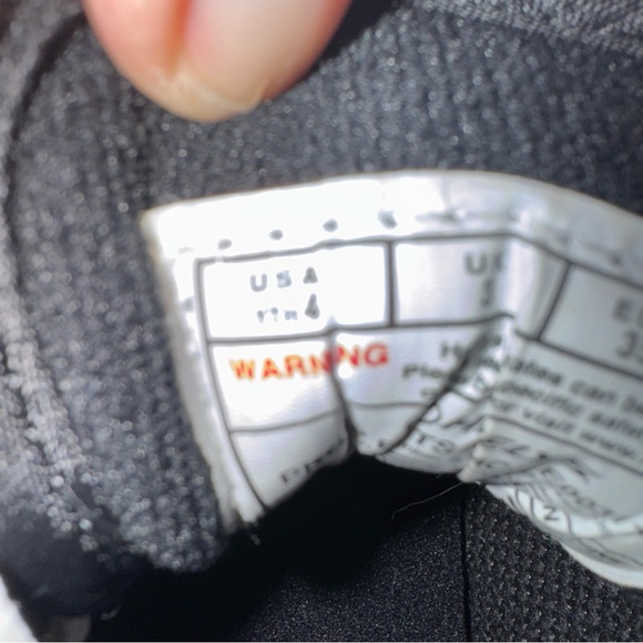 Heelys Black and Green Kids Sneakers - Picture 12 of 13